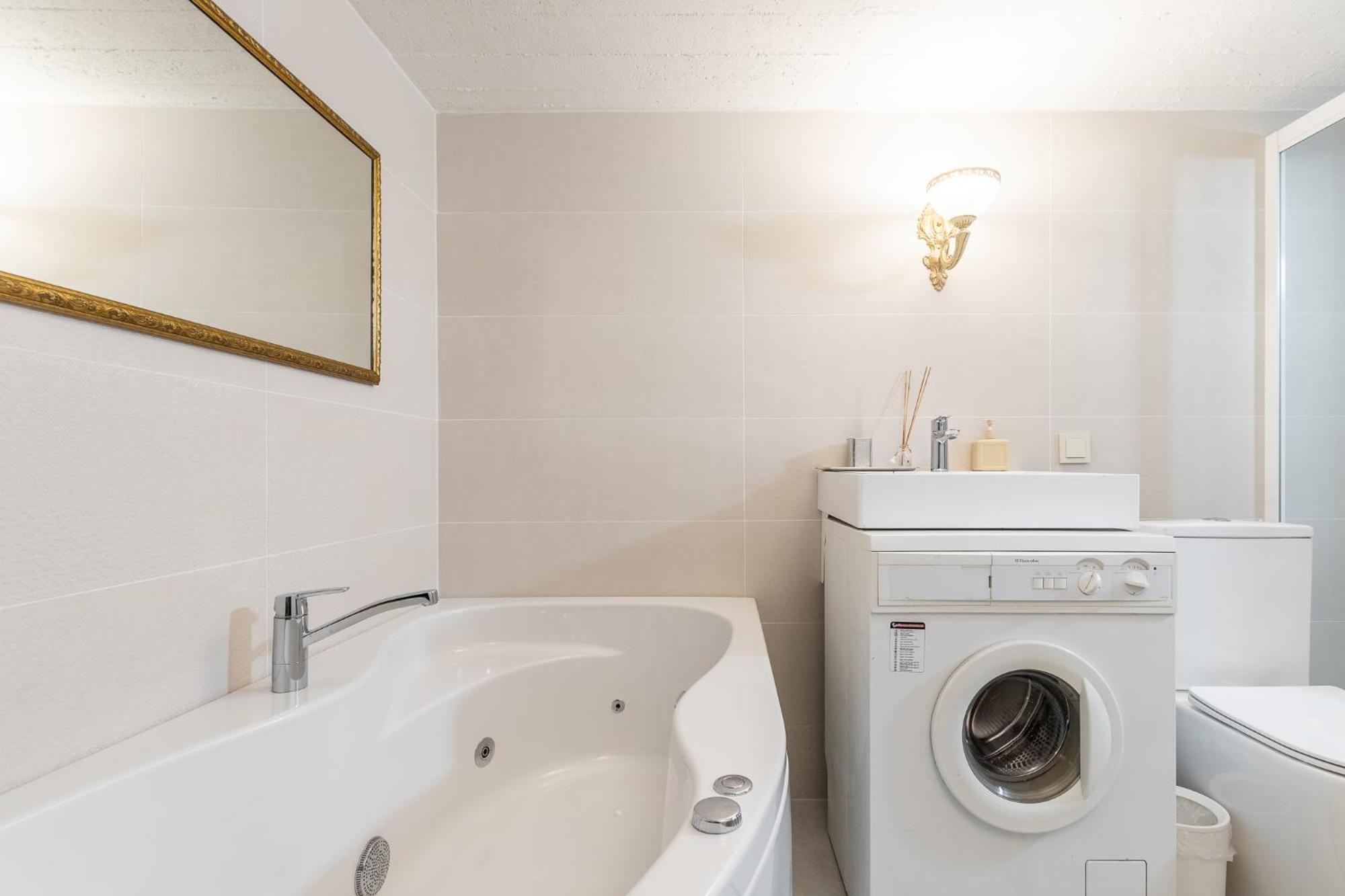 In The Heart Of The Old Town Vip Apartment Κλαϊπέντα Εξωτερικό φωτογραφία