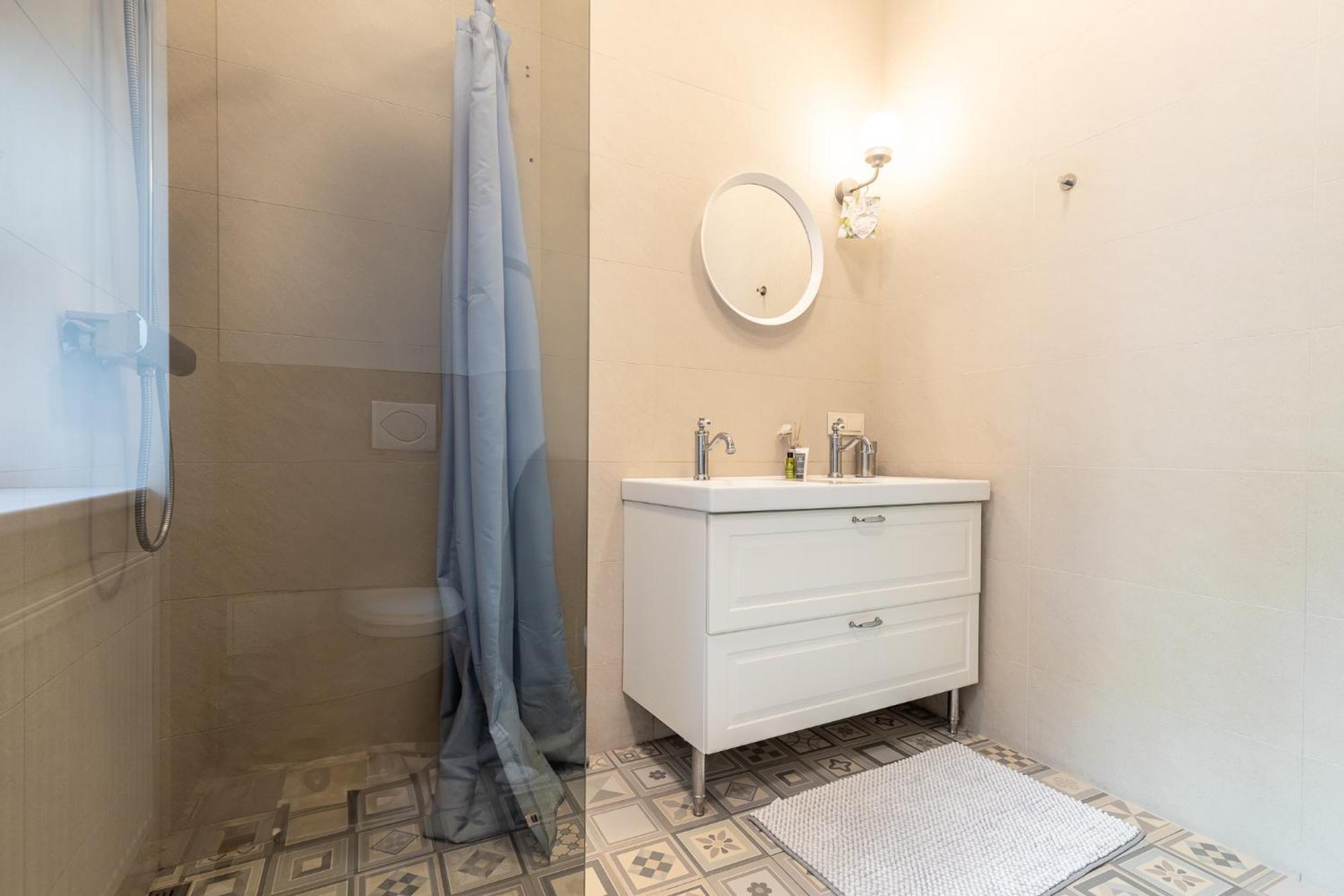 In The Heart Of The Old Town Vip Apartment Κλαϊπέντα Εξωτερικό φωτογραφία